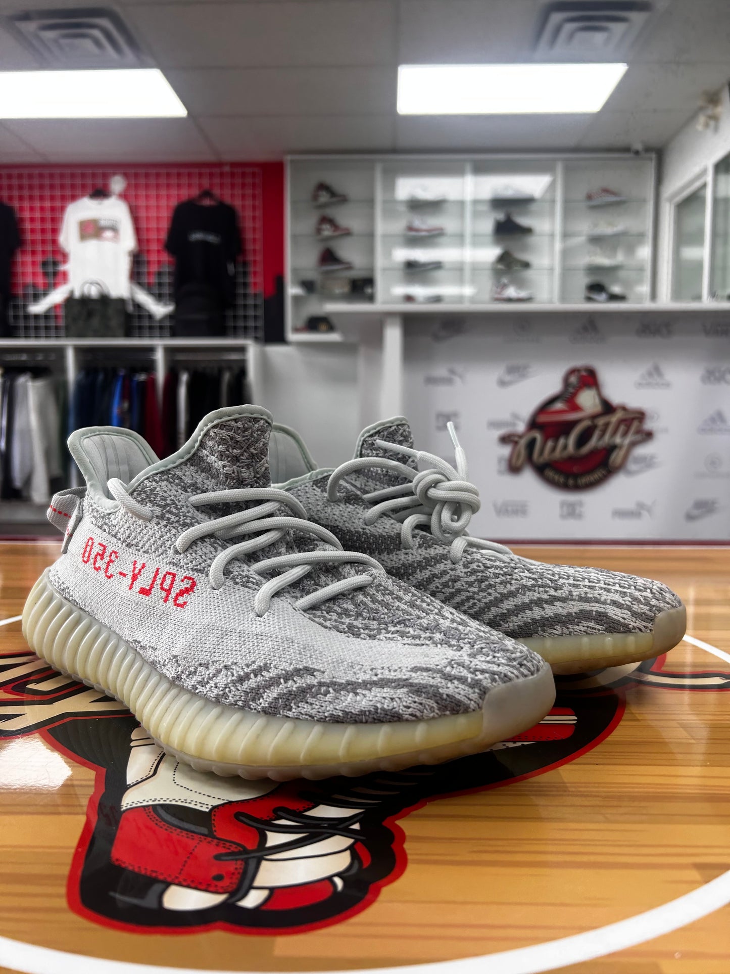 USED Yeezy Boost 350 V2 Blue Tint