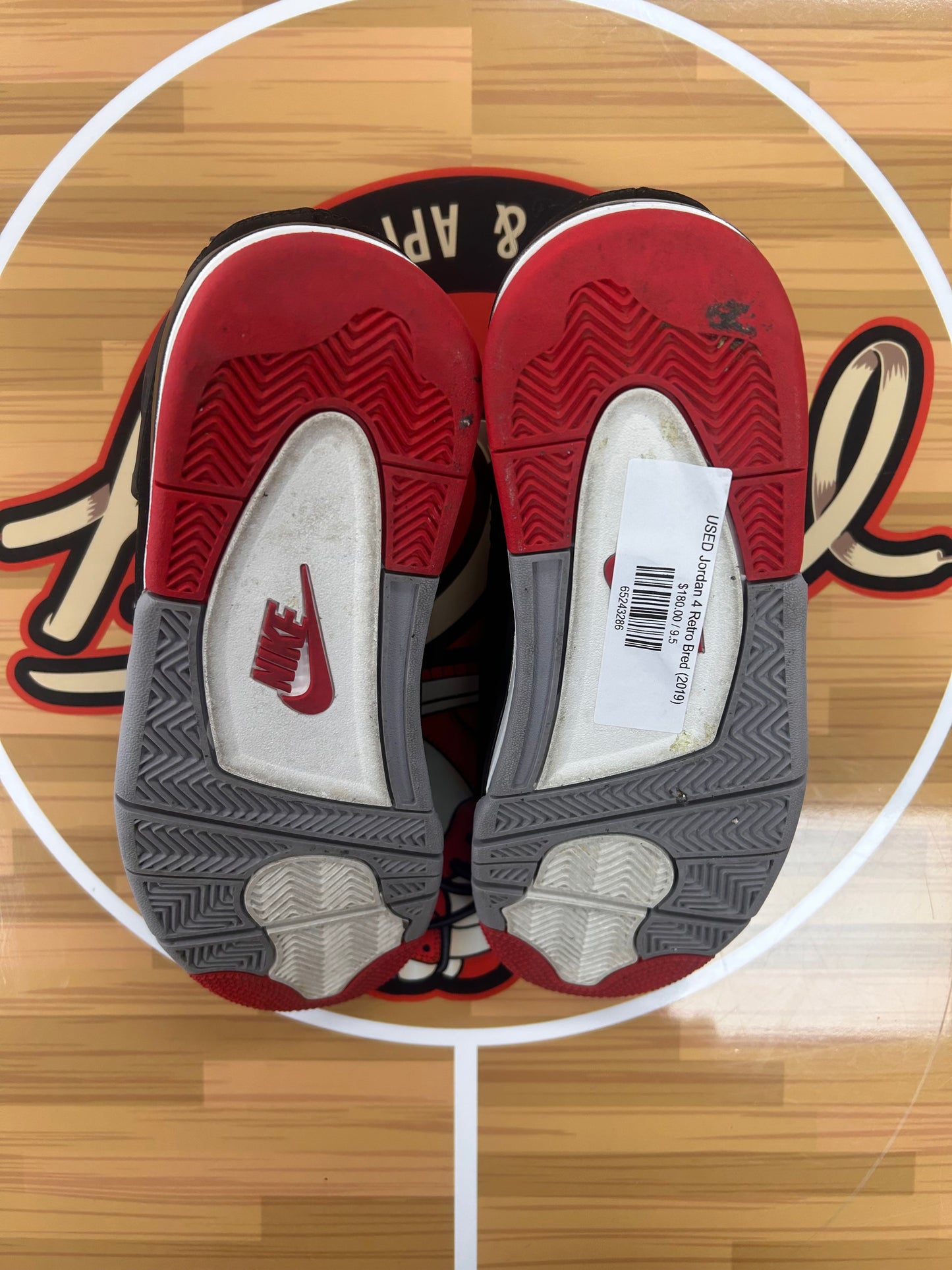 USED Jordan 4 Retro Bred (2019)