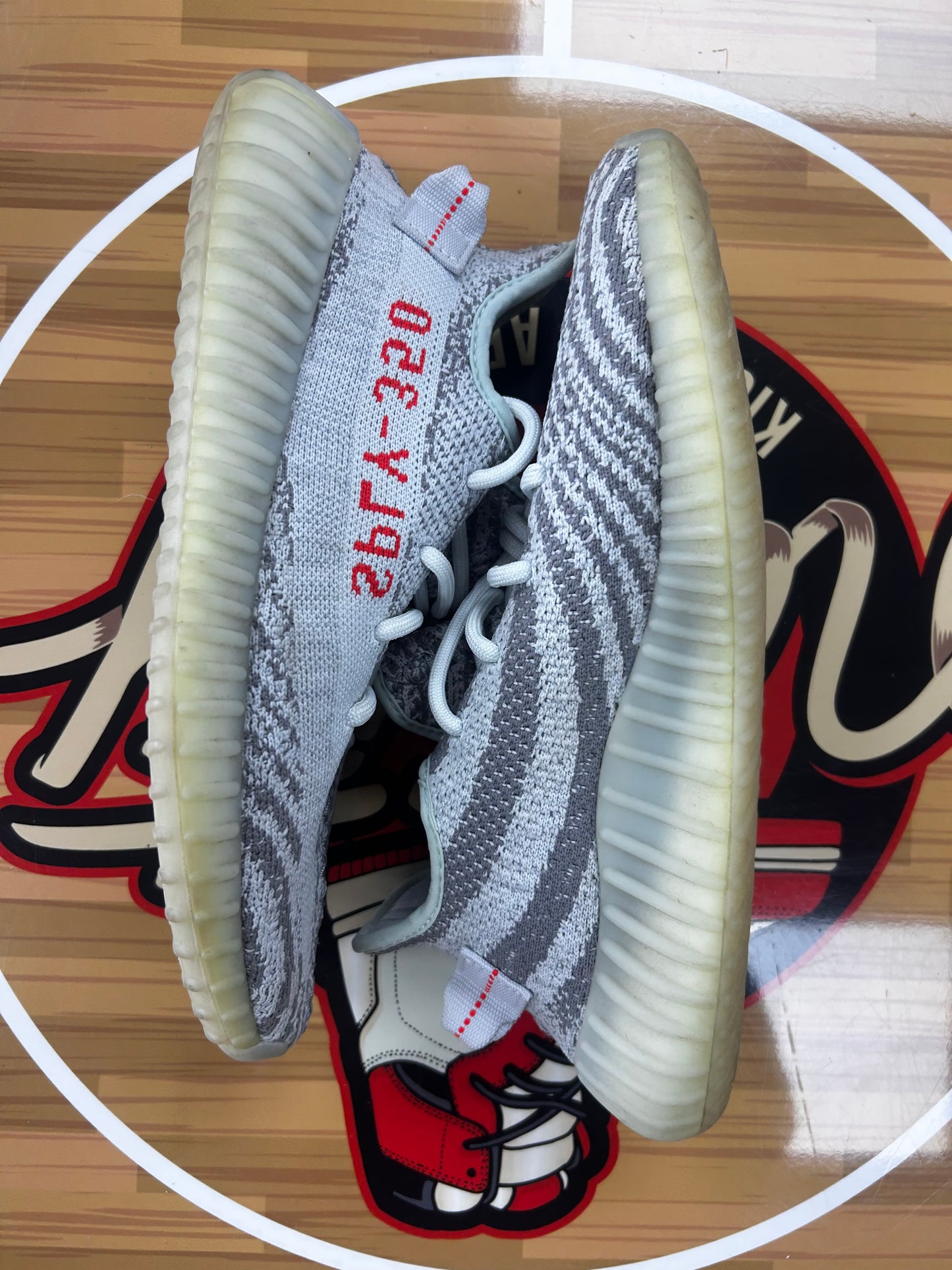 USED Yeezy Boost 350 V2 Blue Tint