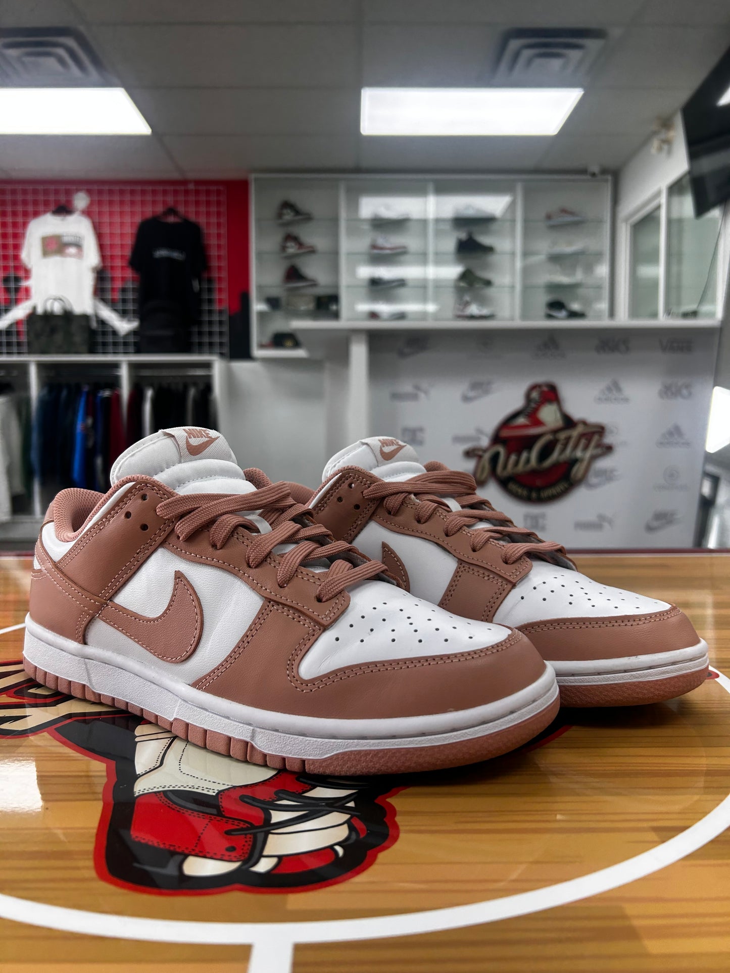 USED Nike Dunk Low 'Rose Whisper'