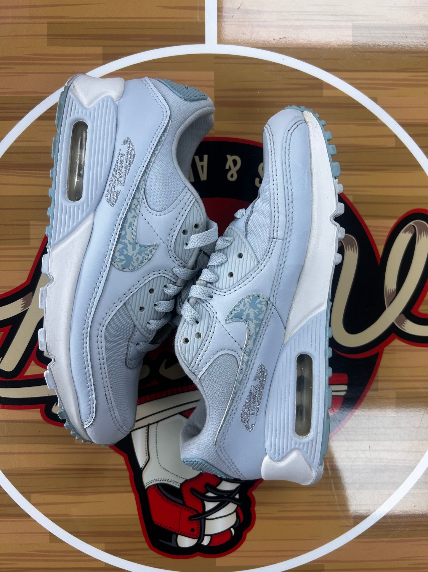 USED Air Max 90s