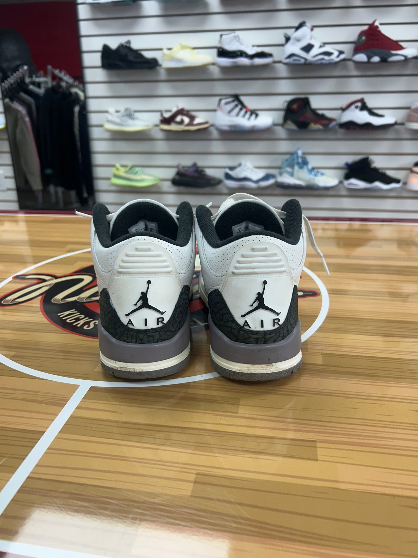 USED Jordan 3 Retro 'Cement Grey'