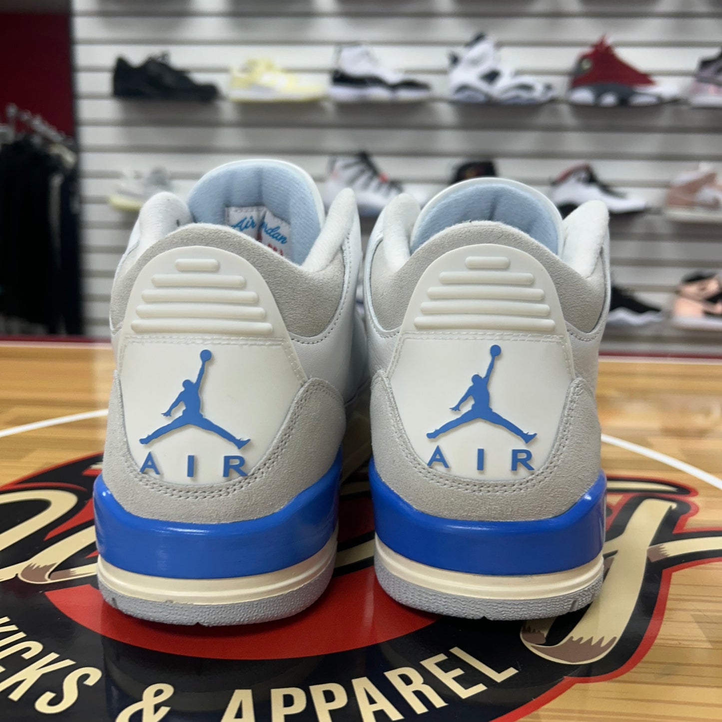 USED Jordan 3 Retro 'Lucky Shorts'